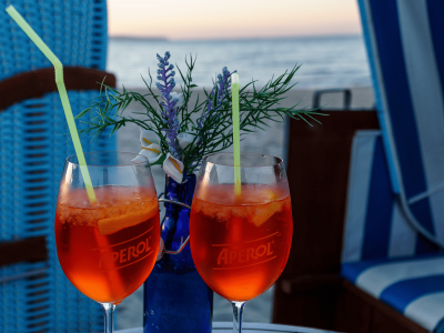 Reteta cocktail Aperol Spritz: un centenar vivace